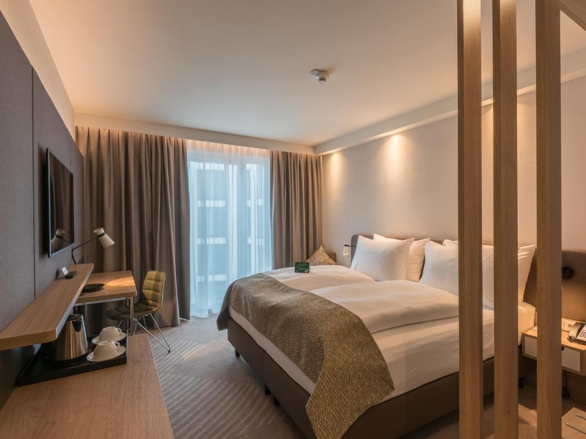 - - Berliner Tor By Ihg Hamburgo